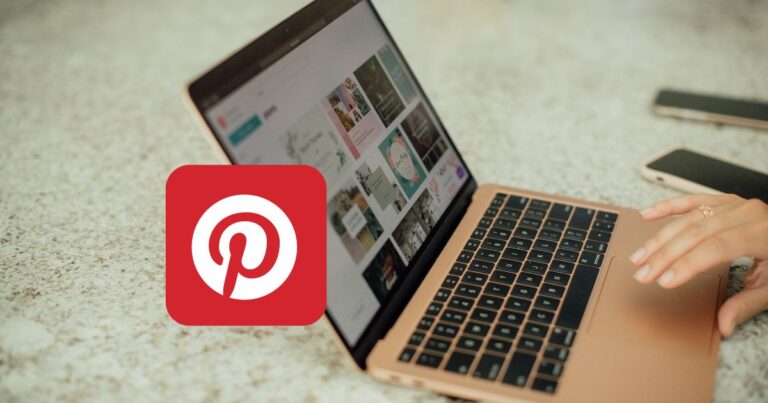 Ordinateur pour créer 30 épingles Pinterest